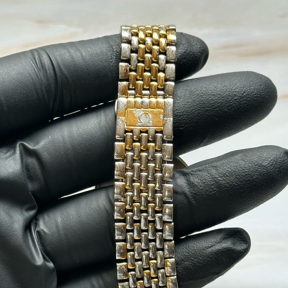 Omega De Ville Prestige 395.0875.2 Gold-Plated 33mm Luxury Dress Watch - Picture 10 of 16